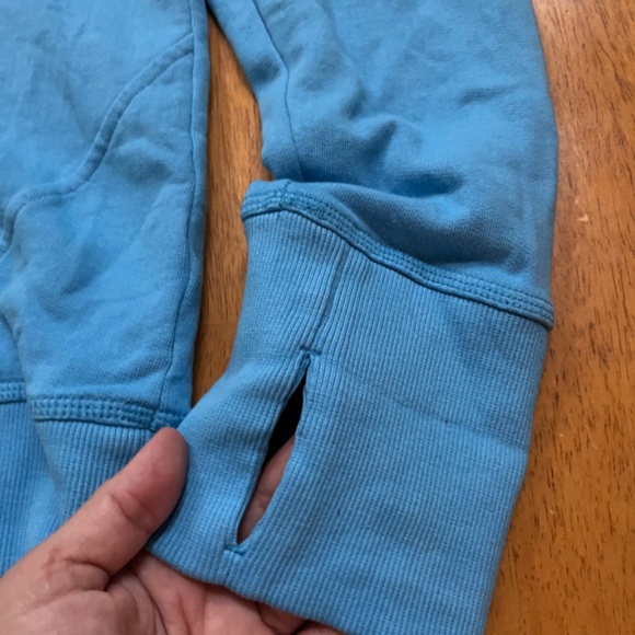 Lilly Pulitzer Carrie Pullover Hoodie Kangaroo Pocket Thumb Holes, Size XL - Picture 8 of 12